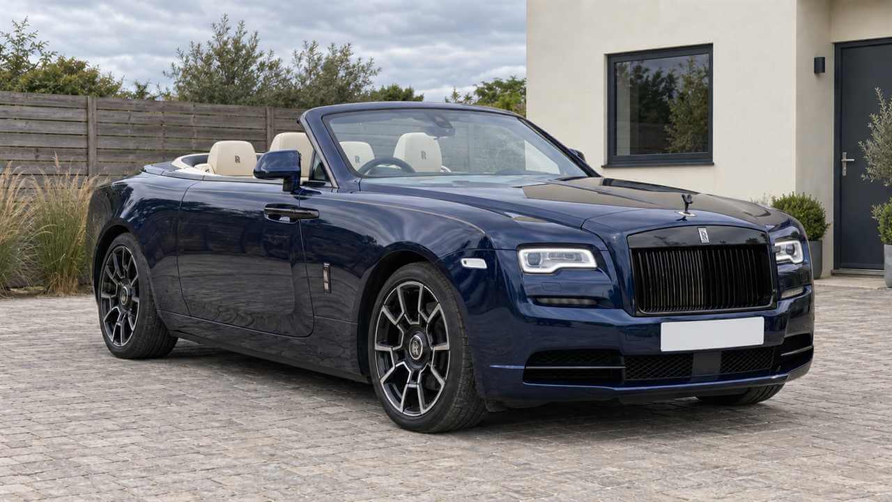 Illustrative Rolls-Royce Dawn Black Badge – banner view