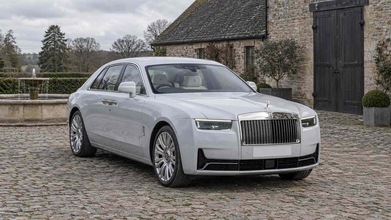 Illustrative Rolls-Royce Ghost Series II – banner view